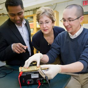 Murthy, Lewis and Plouffe in the lab