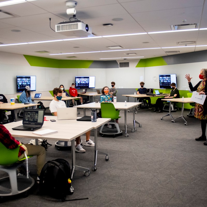 Why this engineering professor starts class with a meditation