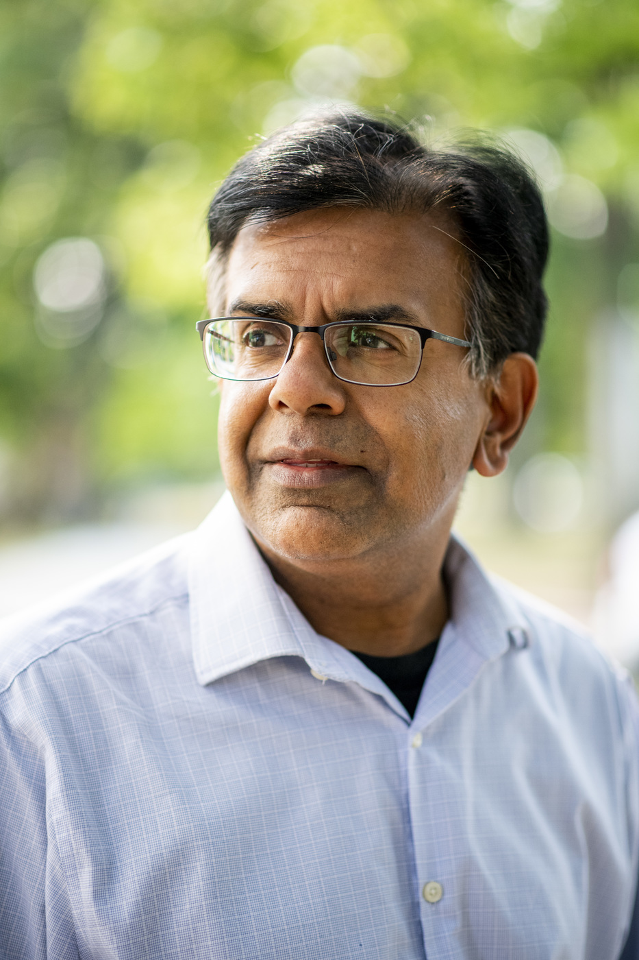 headshot of Mansoor Amiji