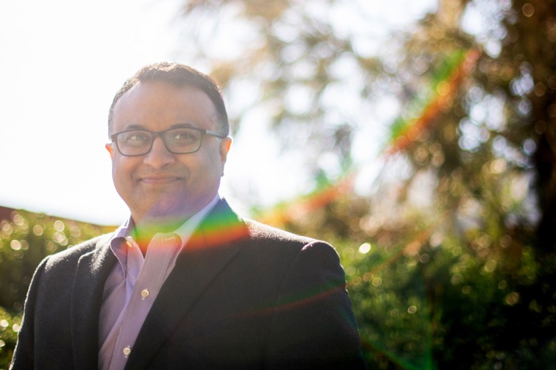 Headshot of Neil Maniar.