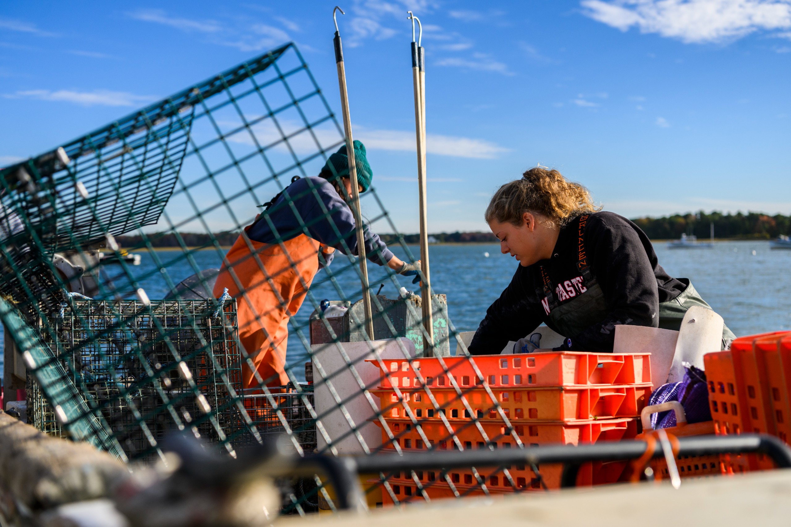 Nonesuch staff & co-op students loading up the skiff.