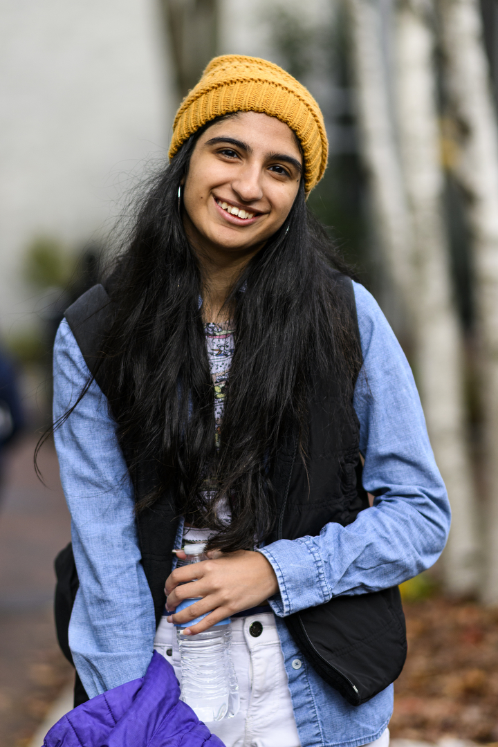 headshot of simran malhotra