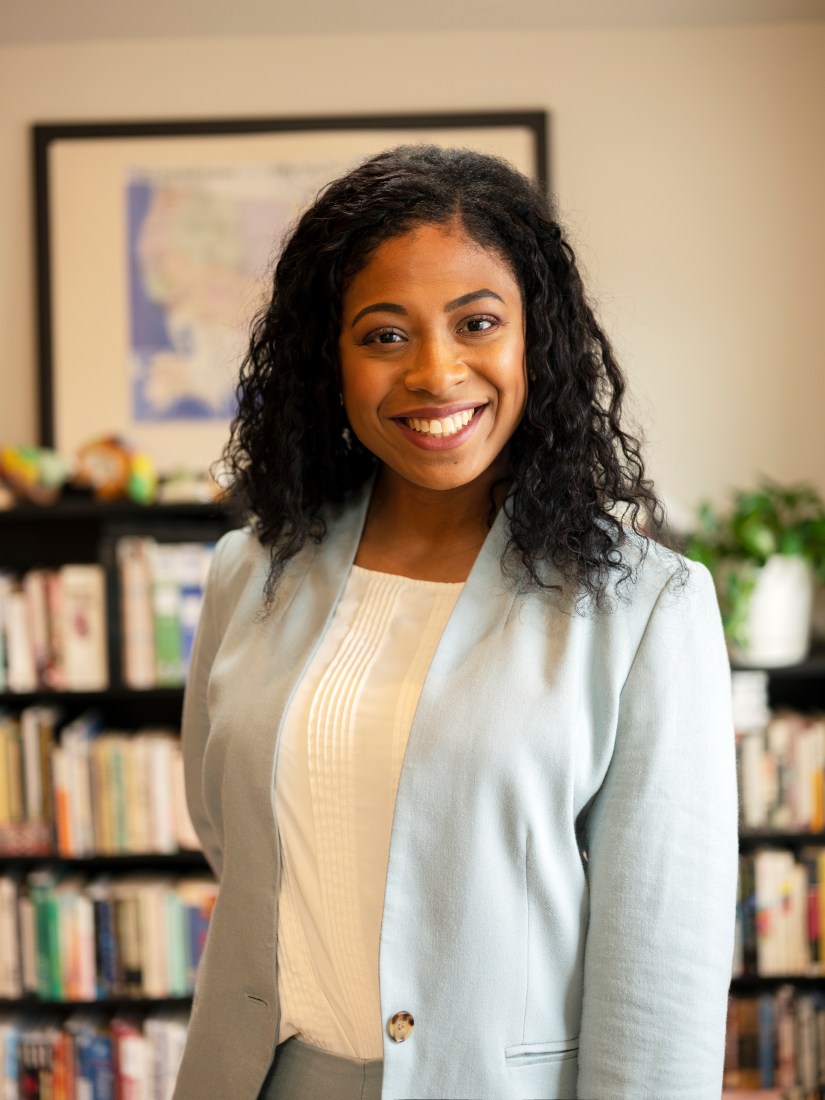 headshot of adrianna crossing