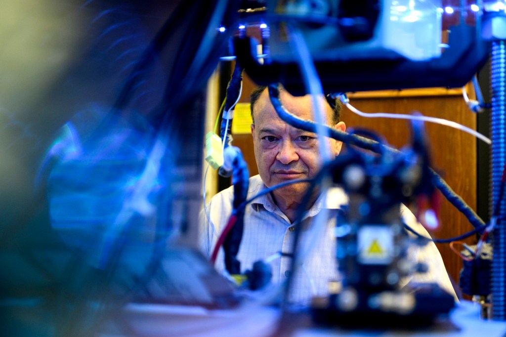 eugene smotkin working in lab