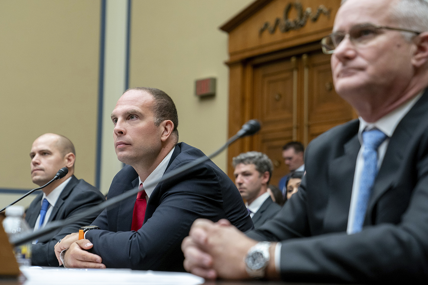 A former intelligence officer testifies before Congress about a secret UFOs.