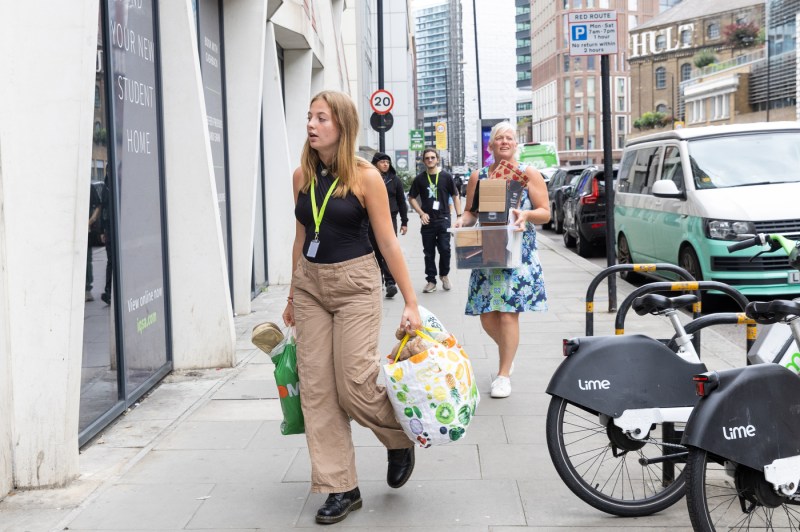 A student moves into Northeastern's London campus.