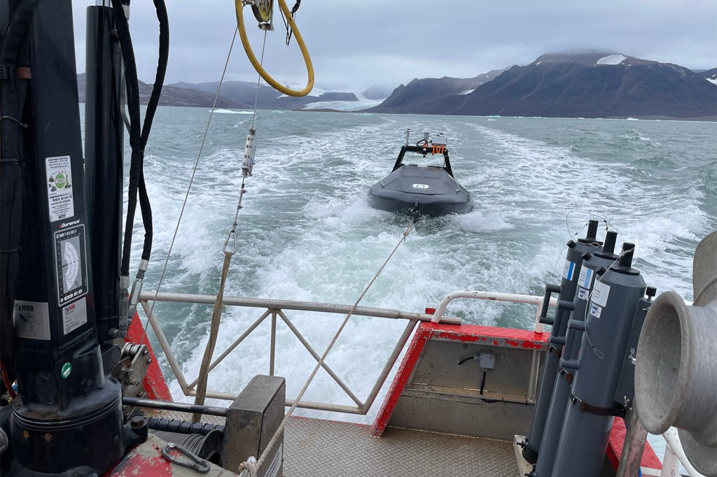 Expedition boat traveling to the Northernmost Arctic field station.