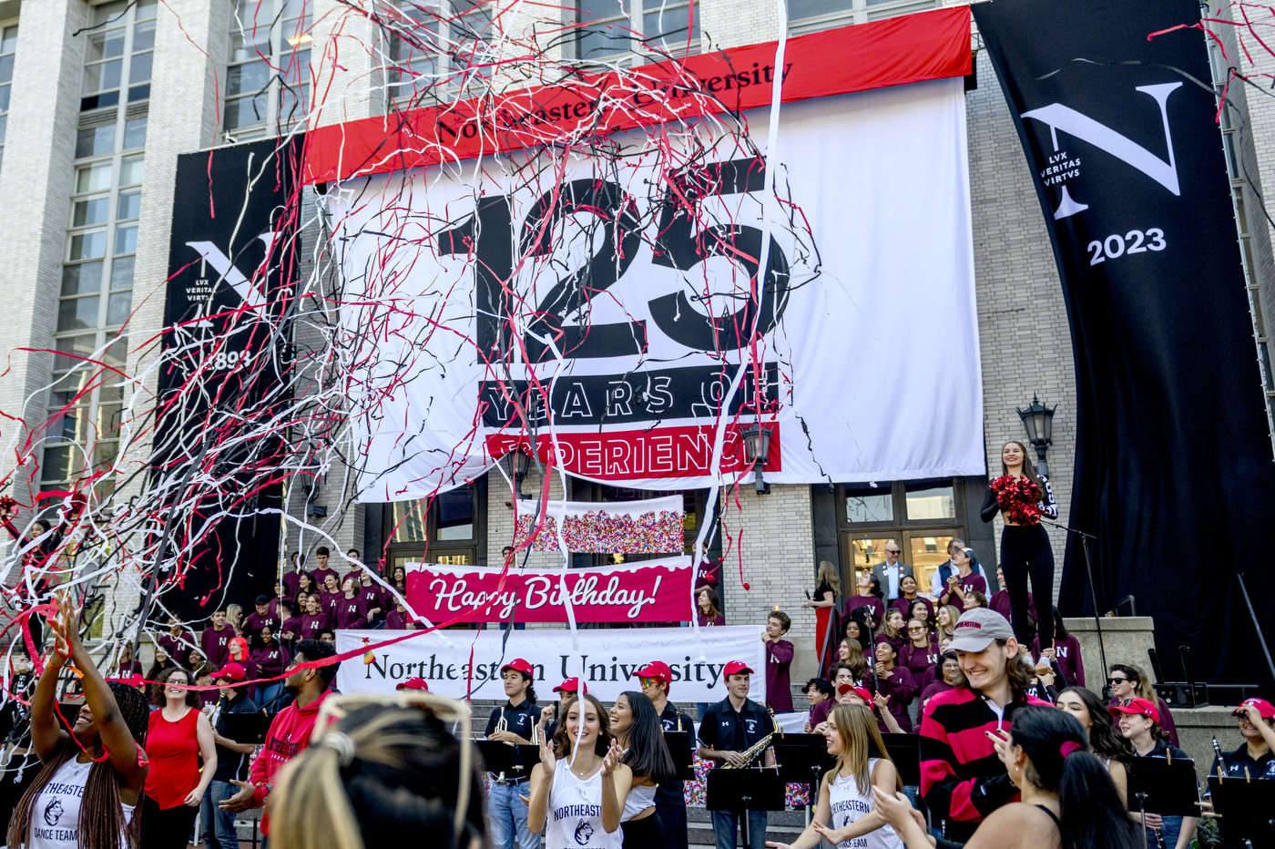 streamers falling in front of 125 banner