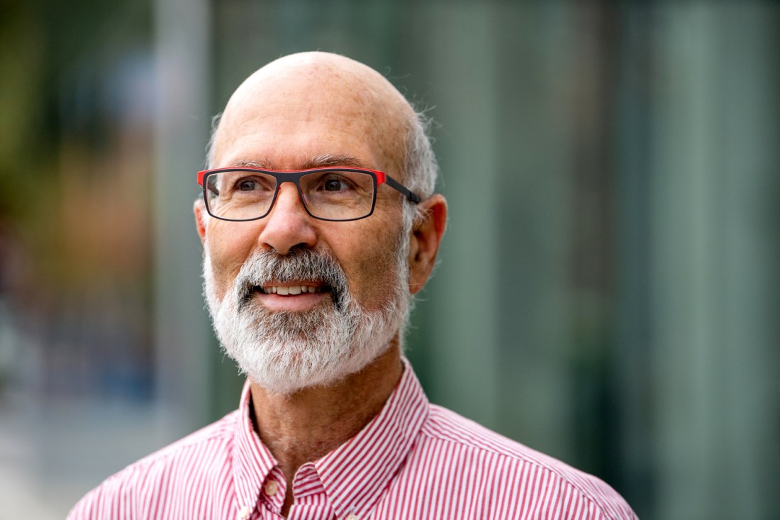 Headshot of Peter Furth.