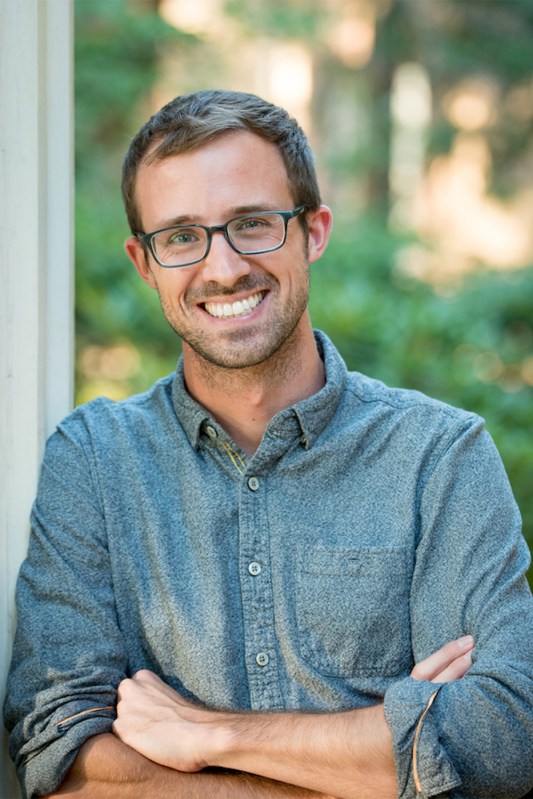 Headshot of Michael Thornton.